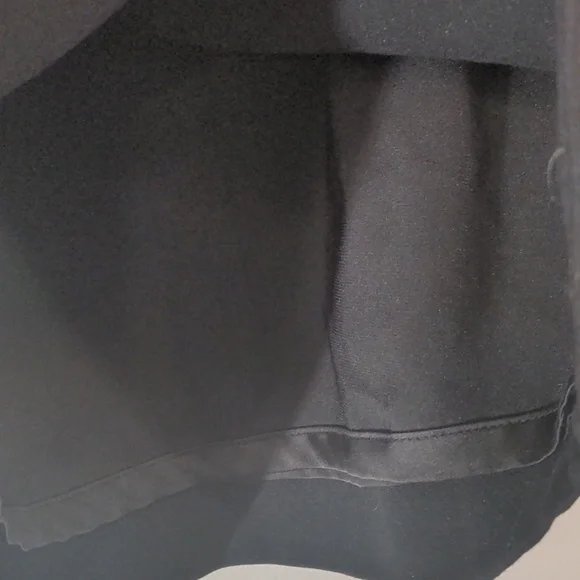 Club Monaco Black Pleated Pencil Skirt 0 - Picture 3 of 6
